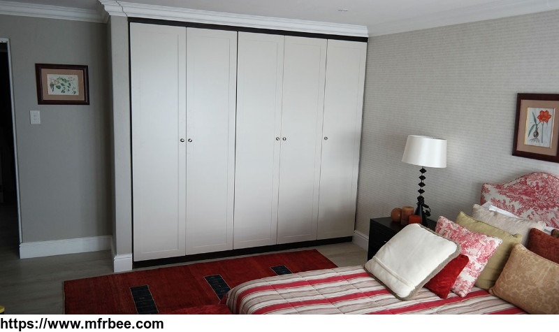 built_in_bedroom_cupboards