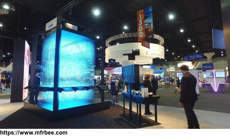 seekway_3d_led_cube_qgrid_solution_displayed_in_an_exhibition_in_usa