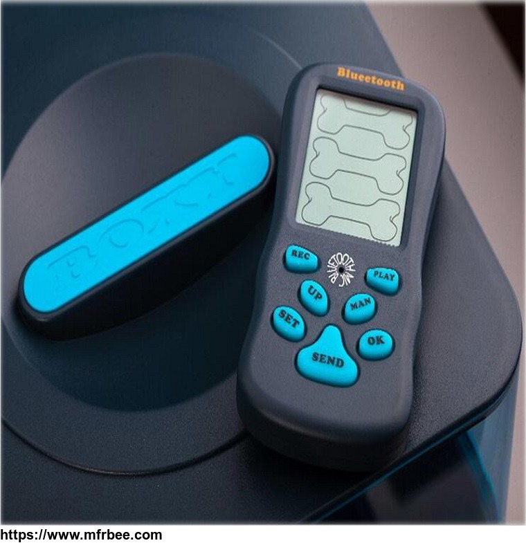 bluetooth_wireless_remote_controller_bluetooth_automatic_pet_dog_feeder_with_lcd_screen_recordable_portion_control