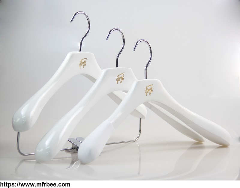 white_durable_wood_coat_hanger_with_glossy