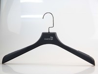 black rubber coated top hanger for men