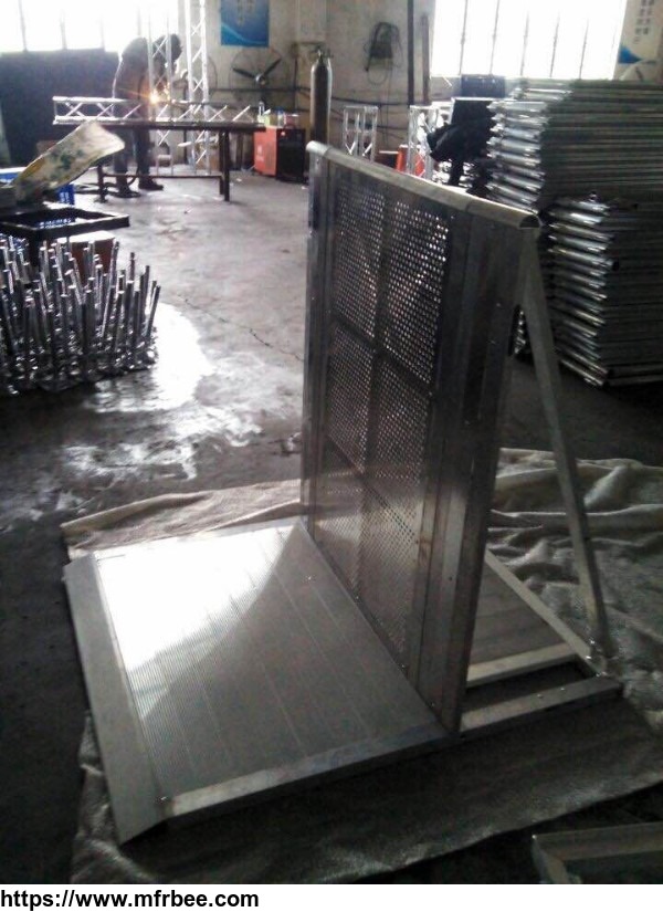 fencing_cover_system_barriers_barricades_crowd_control_stage_barrier_rope_mojo_steel_aluminum_concert_barricade_for_sale