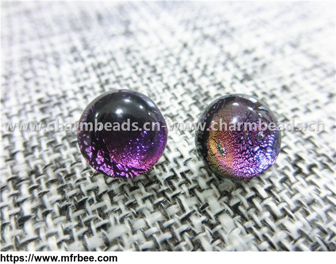 dichroic_glass_stud_earrings_round_shaped