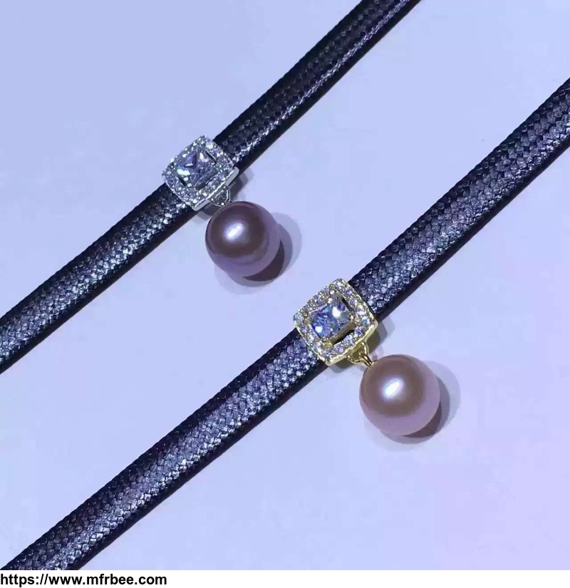 sliver_fur_collar_freshwater_pearl_pendant