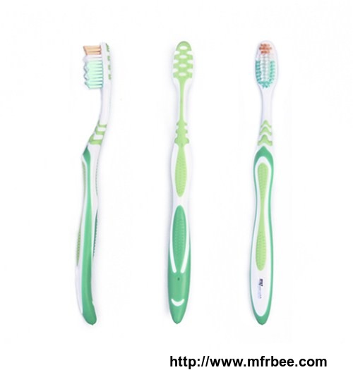medium_toothbrush_with_duotone_rubber
