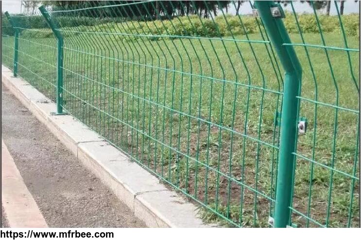 welded_wire_mesh_fence