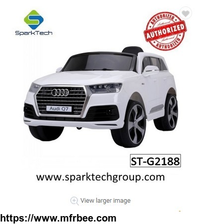 licensed_audi_q7_suv_electric_toy_car_battery_battery_powered_ride_on_car_sit_in_car_toy