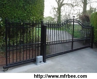 tracked_and_amp_cantilever_sliding_gate_for_space_saving