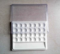 more images of Dental porcelain Mixing Slab ( Plate),28 Slots , having plastic Cover