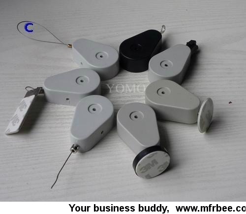 retractors_and_tethers_for_retail_store_displays