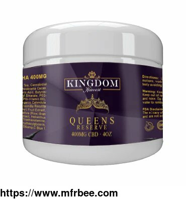queen_of_creams_whipped_matcha_body_butter_moisturizer