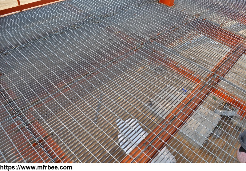 flooring_hot_dip_galvanized_steel_grid_grating