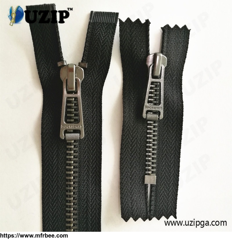 zip_fastener_closed_at_one_end