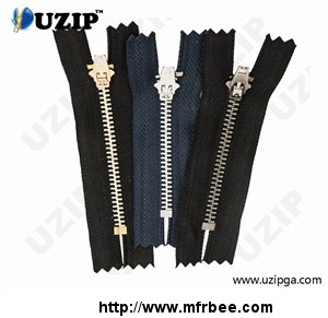metal_zipper_close_end_with_shiny_silver_normal_teeth