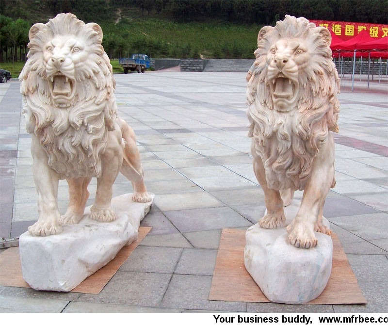 carved_animal_statue_lion_statue_large_garden_statue_for_sale