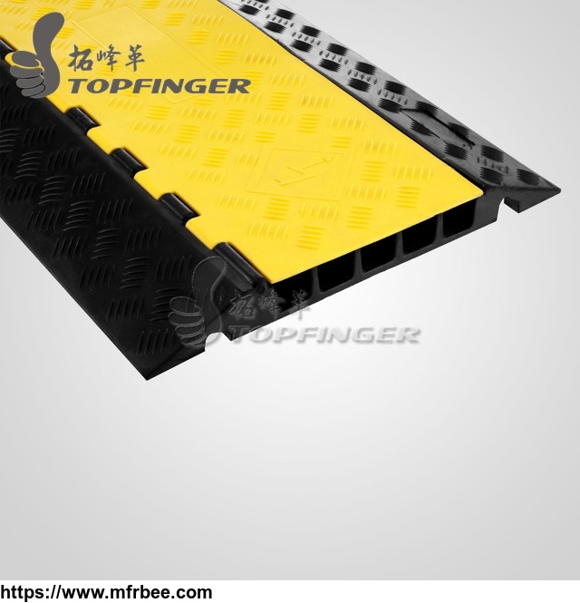1m_long_yellow_and_black_color_outdoor_use_event_party_rubber_pvc_cable_ramp_for_sell